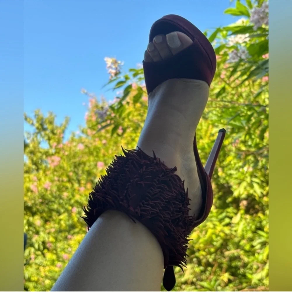 NWOT Alaia burgundy fringe cuff suede sandals platform heels ankle straps - Picture 3 of 9